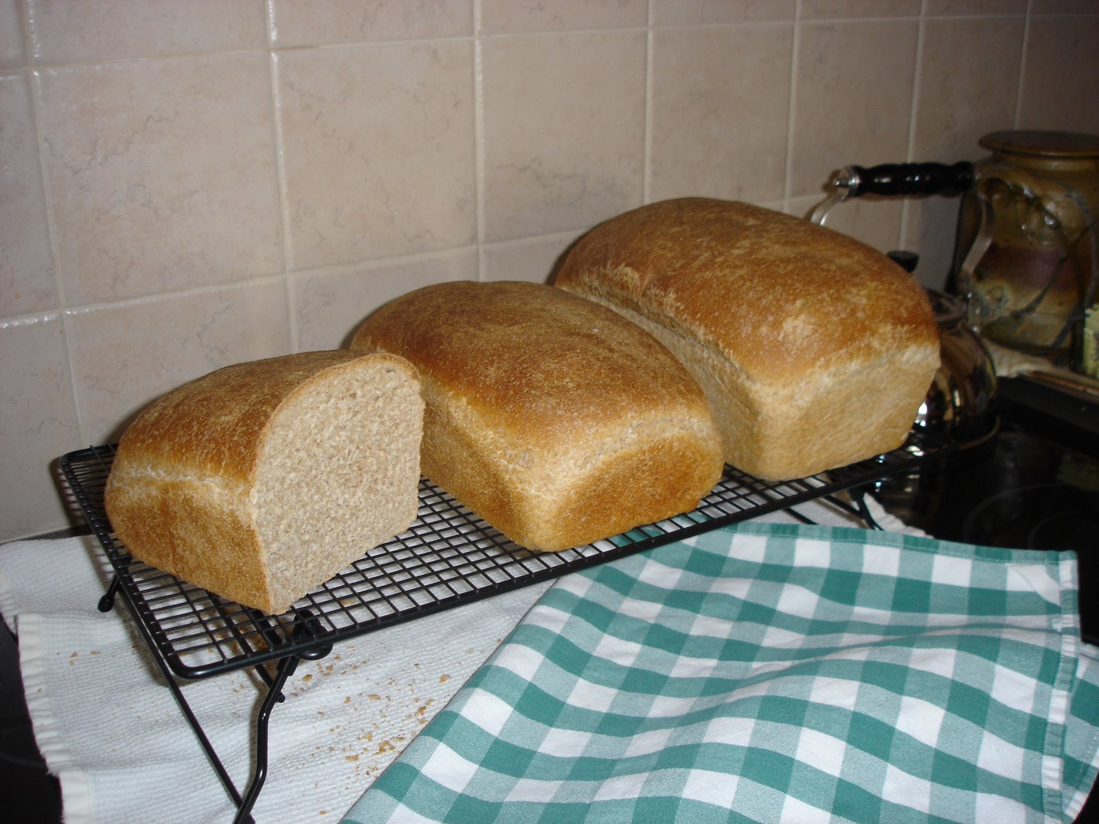 [Bread#1.JPG]