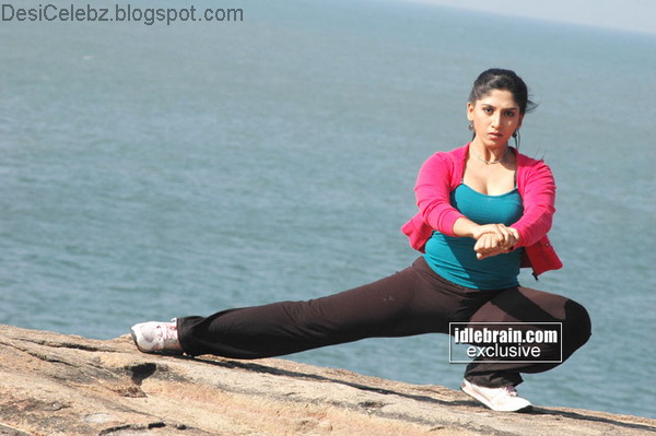 South Indian Action Girl Ayesha Stretching her legs wide open
