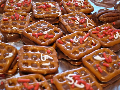 These are the easiest and most delcious Christmas treat you can make. Super easy Roloturtles are quick to make, plus a variation for kids! #WomenLIvingWell #Christmas #candy #easyrecipes