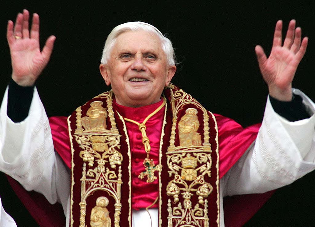 [pope_benedict+1.jpg]