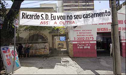 [A+Outra.jpg]