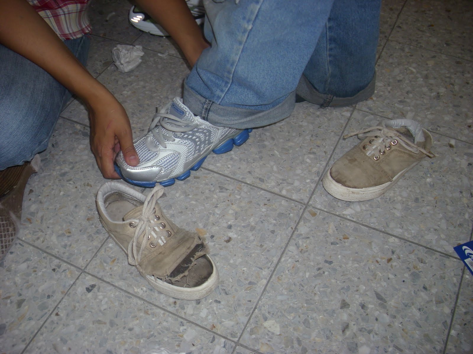 [DSCI0130.JPG]
