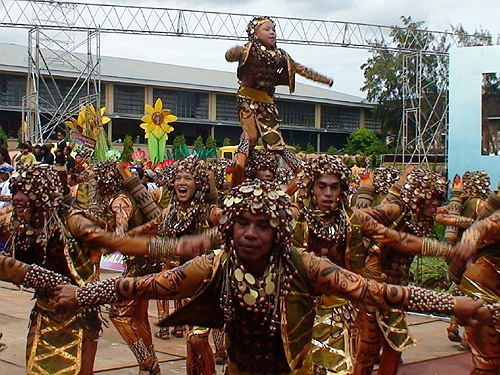 [sinulog1.jpg]