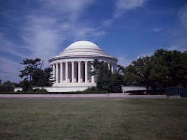 Thomas Jefferson Monument.