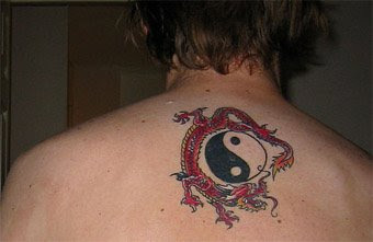 http://2.bp.blogspot.com/_NfORAAPiohY/R_zGX3YUPKI/AAAAAAAAAKw/u0Dt0AfDY5s/s400/yin+yang+dragon+tattoo.jpg