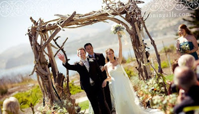 wood chuppah arch