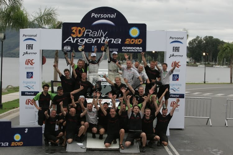 [PODIUM_31.JPG]