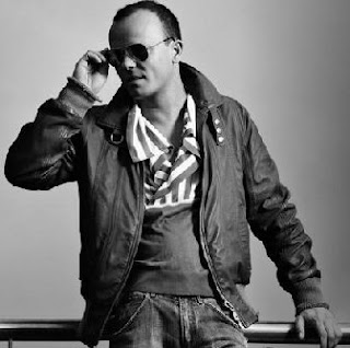 amore nato in chat canzone