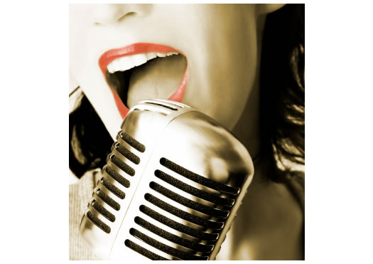 woman-singing-microphone-vintage-525_48725124.jpg