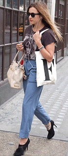 Oops! Fearne Cotton makes a fashion faux pas as she flashes price stickers on her shoes