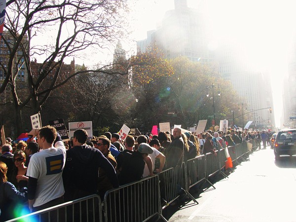 [111508H8NYC004-vi.jpg]