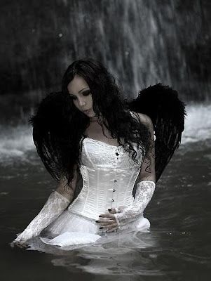 girl wings