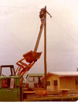 Working Without Proper Tools (18) 10