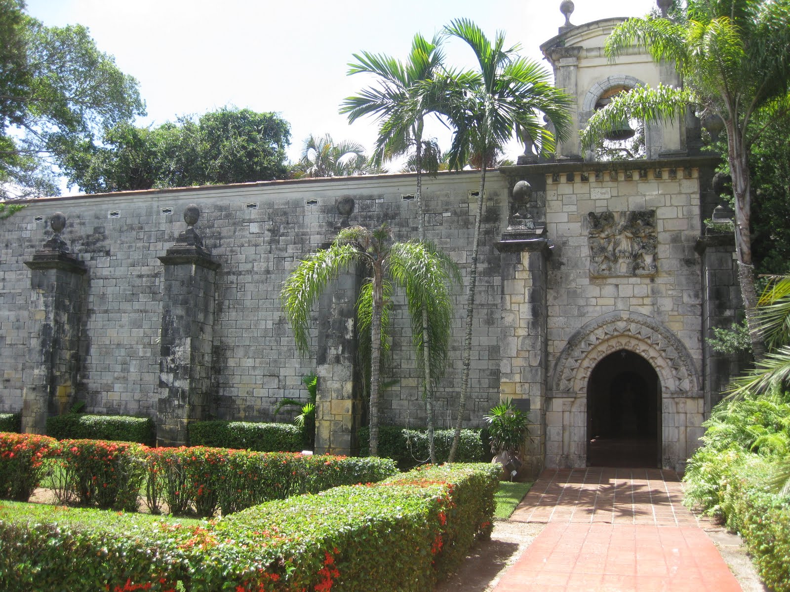 Best Outdoor Wedding Venues In Miami Cbs Miami Ritz Carlton Naples