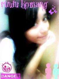 this is me....niEna lovAto...
