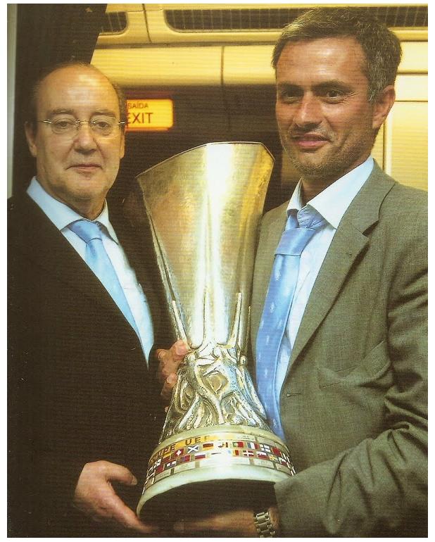 [Mourinho+10.JPG]