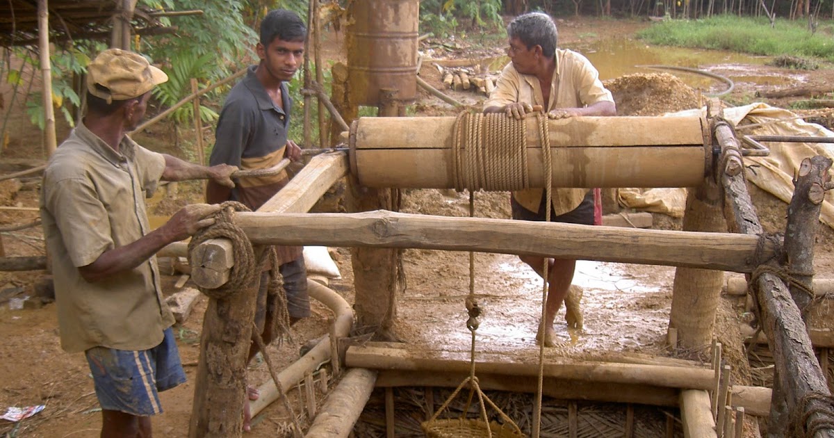 Gemstones101 Gemstone mining is Sri Lanka