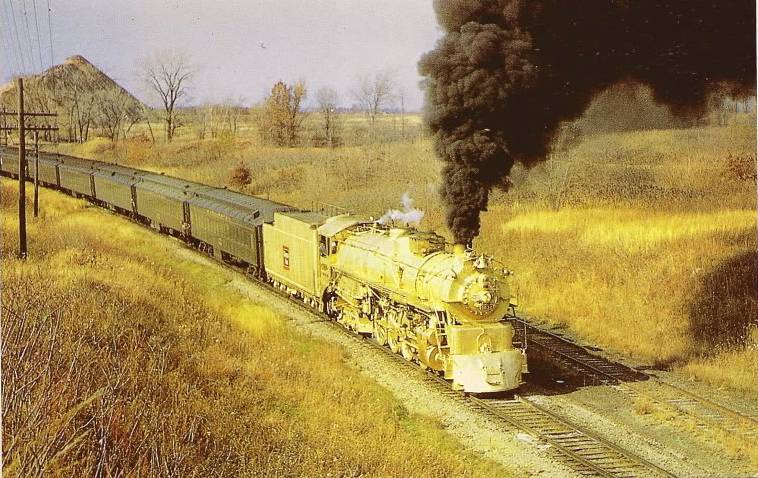 POSTCARD+-+CHICAGO+-+TRAIN+-+CHICAGO+BURLINGTON+AND+QUINCY+-+STEAM+ENGINE+5632+PAINTED+GOLD+-+CELEBRATES+50TH+ANNIVERSARY+OF+KANSAS+CITY+STATION+-+1964.jpg