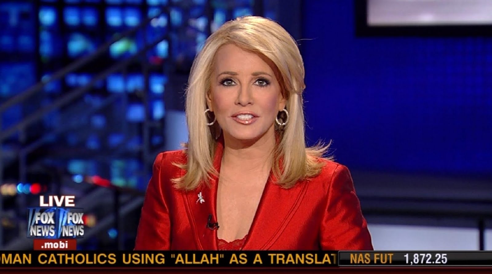 martha maccallum - red satin suit martha maccallum - red satin suit