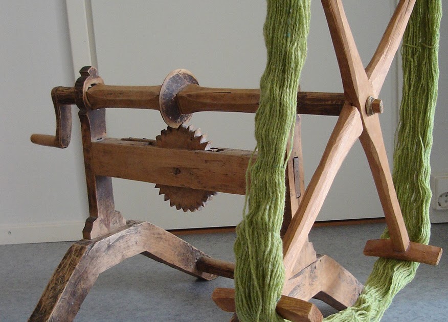 Heidi's Knitbits Old school yarn winder