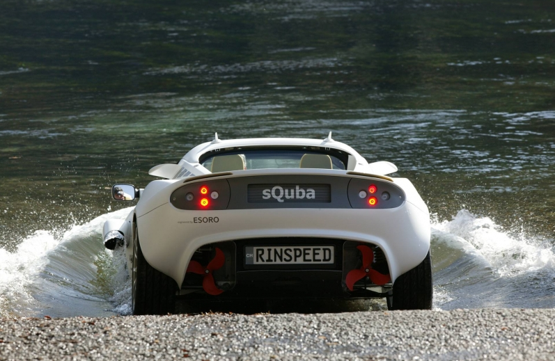 Conduite et Sécurité Routière La première voiture qui va sous l’eau
