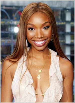 [040618_brandy_vmed_8p_widec.jpg]