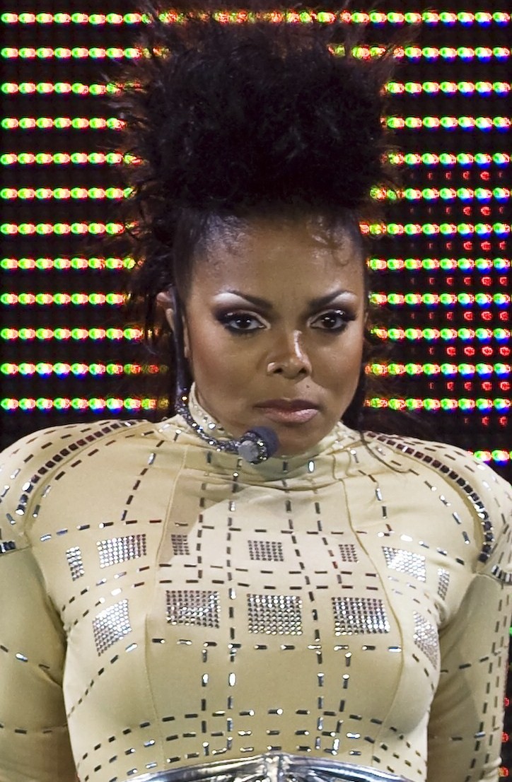 [janet-jackson-rock-withchu-tour-pictures-09.jpg]