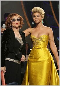 [etta_james_with_beyonce.jpg]