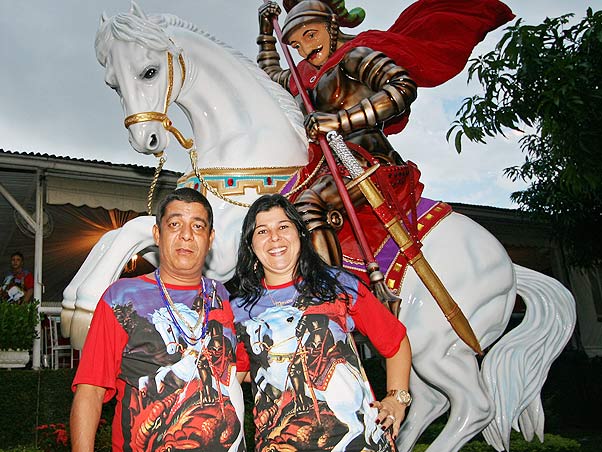 Camisetas de São Jorge vários modelos.