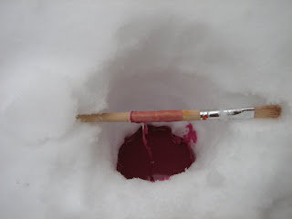 http://maymomvt.blogspot.ca/2009/02/snow-candles-on-candlemas.html