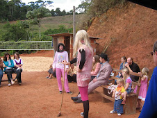 Teatro Humorístico de Alto Rio Possmoser.