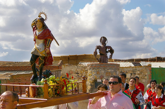 PROCESIÓN EN HONOR A SAN MIGUEL