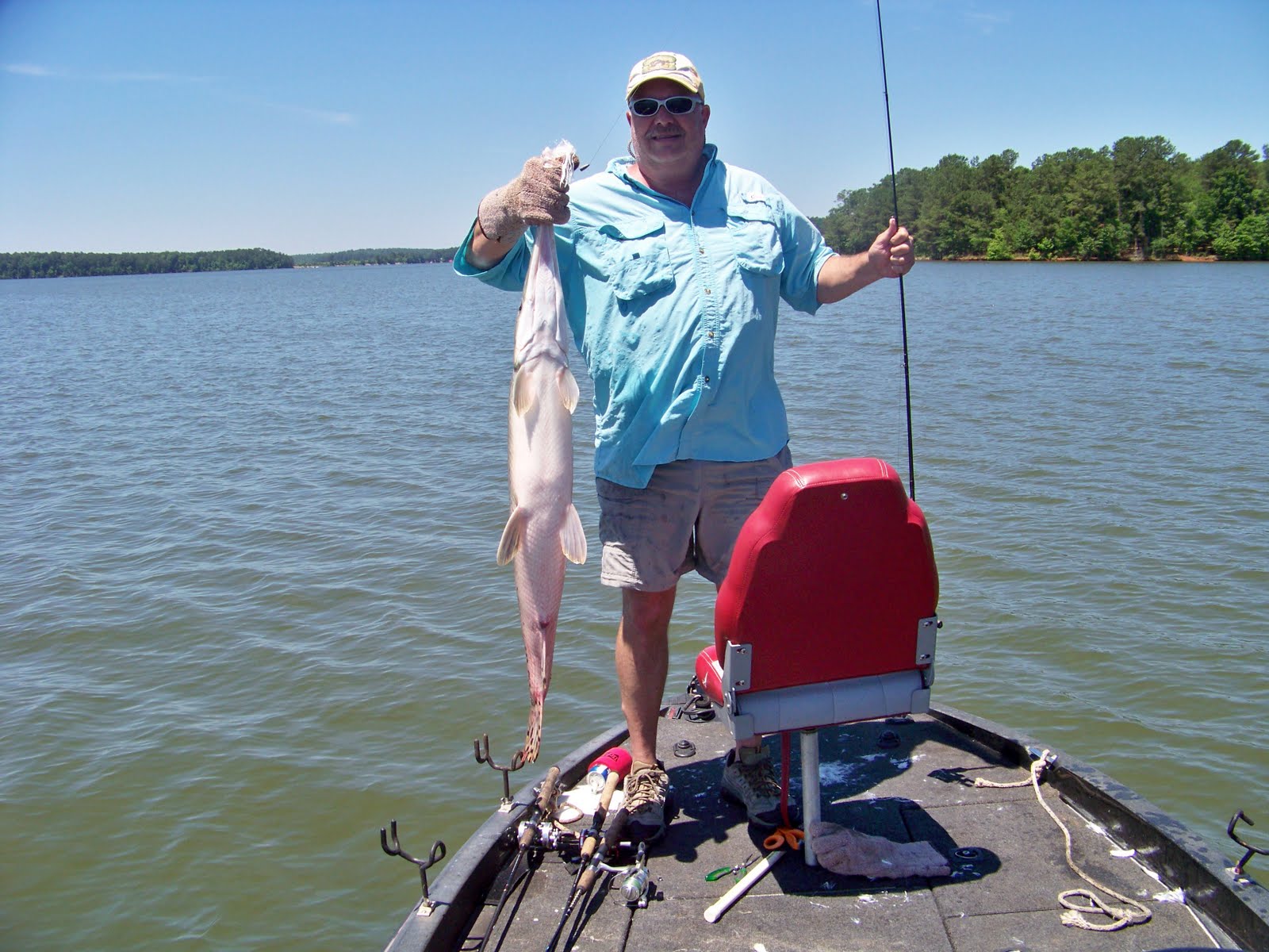 West Point Lake Gar Grabbers: West Point Lake Gar Fishing-Catching Up On My  Posting