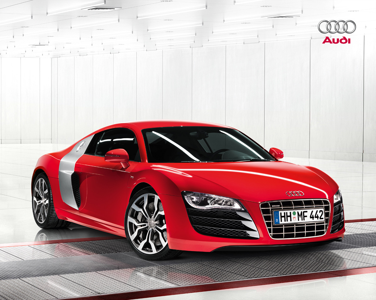 2010+Audi+R8+V10+1.jpg