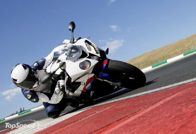 2010 BMW S1000RR Pictures