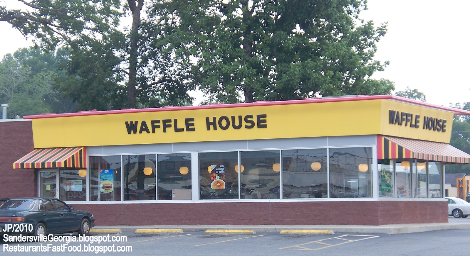 WAFFLE+HOUSE+RESTAURANT+Sandersville+Georgia,+Waffle+House+Breakfast+Food+Sandersville+Washington+County+GA.jpg