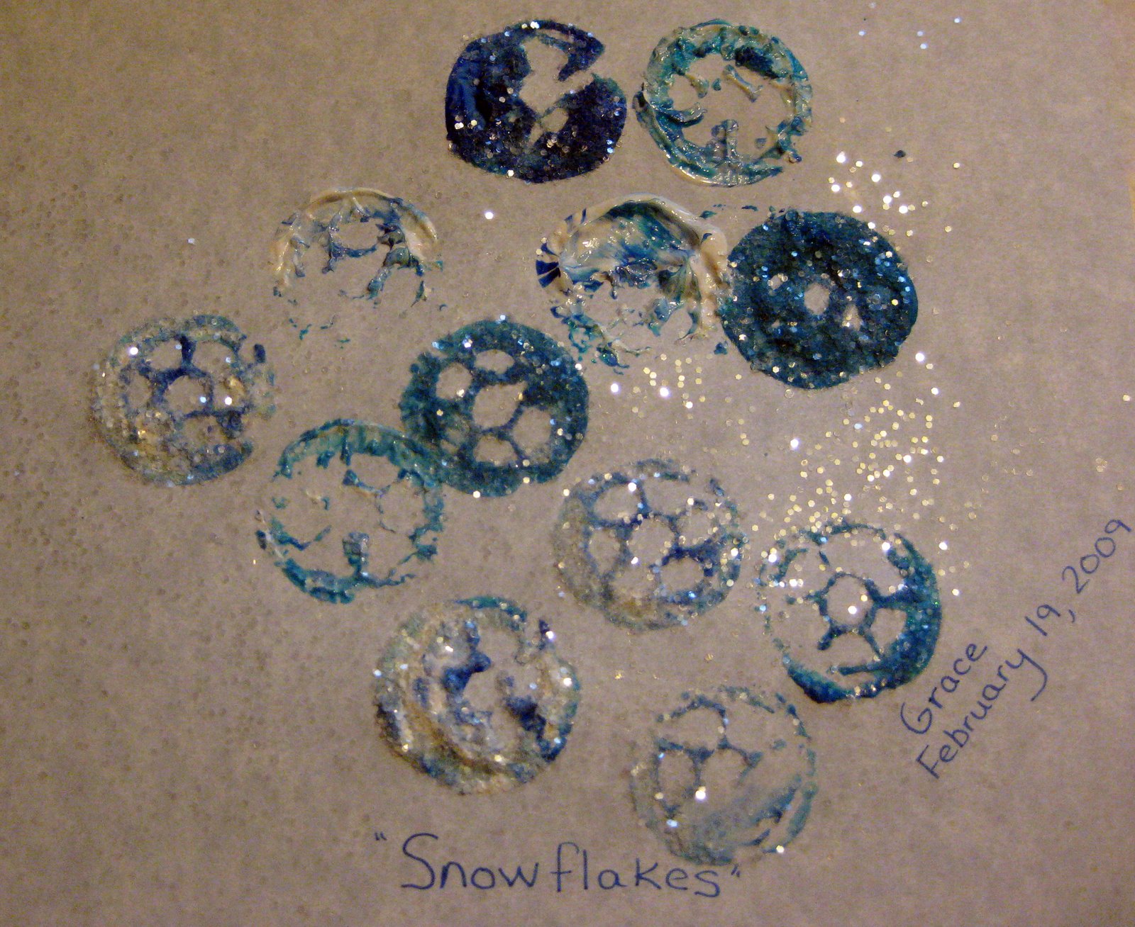[2-19-09+Snowflake+spool+painting.jpg]