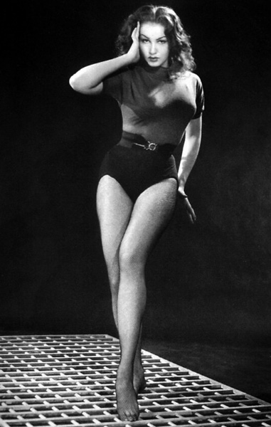 [PinJulieNewmar.jpg]