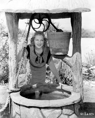 Glenda Farrell