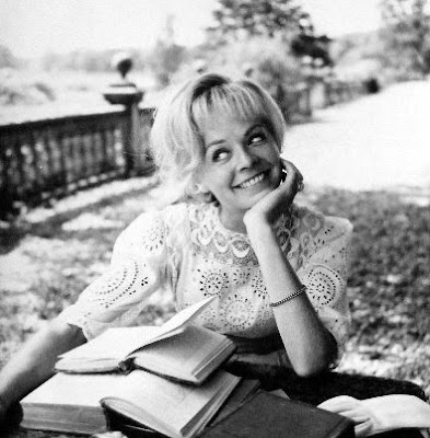 Books make Susannah York happy. She not only reads books; she writes them, too. Susannah York