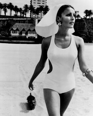 But Sharon Tate looks WAY cool. Sharon Tate