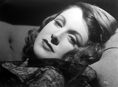 Frances Dee