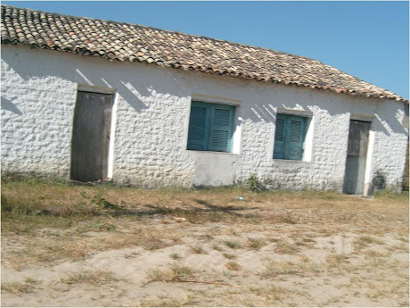 CASARÃO ANTIGO NO SÍTIO SÃO ROQUE - HERDEIROS DO SR. DIONÍSIO