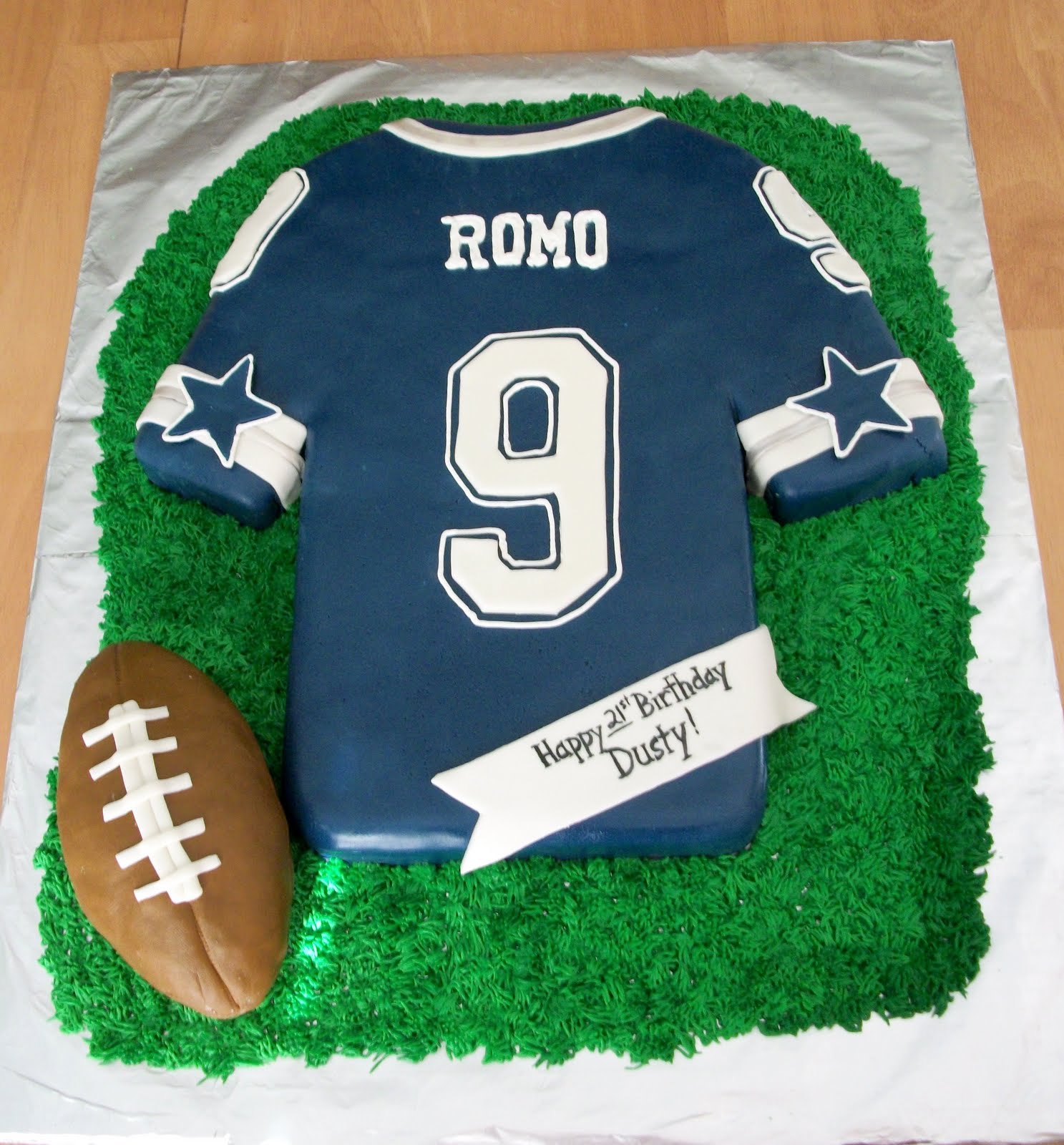 Bellissimo! Specialty Cakes Cowboys Jersey Cake 9/10