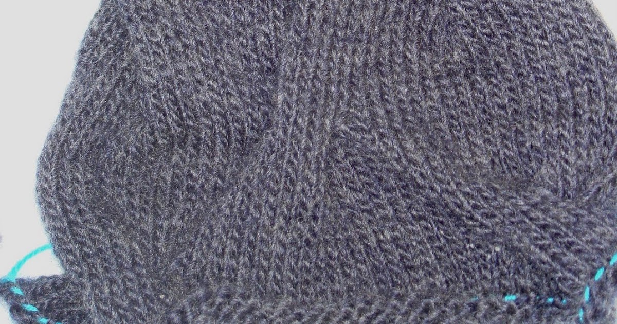 GATARIA: Burberry Inspired Cowl