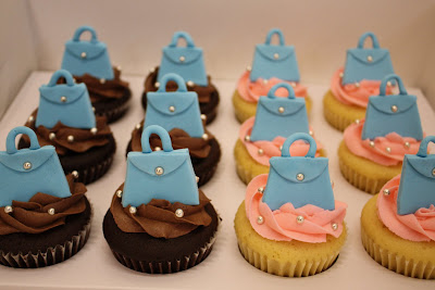 purse cupcakes