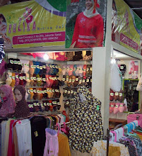 Ruzika Moslem Outlet Pasar Ciracas Baru Lt. 1 No.76