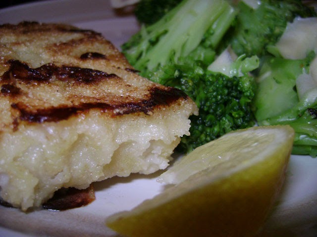 Bon Appétit!: Cornmeal pan-fried fish
