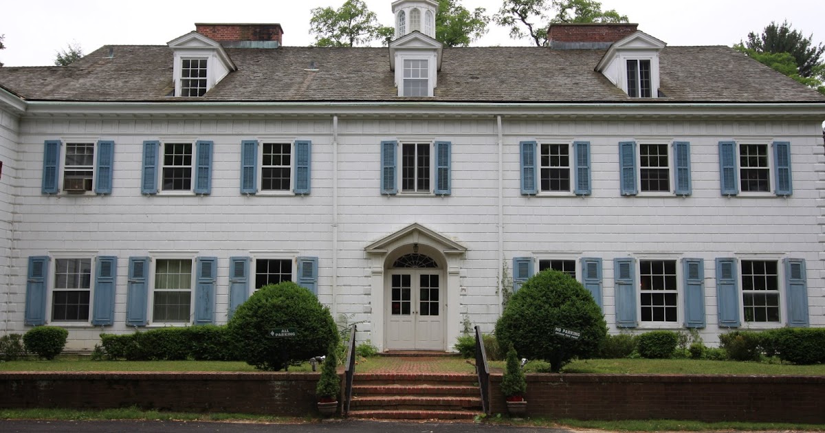 Old Long Island Muttontown Meadows / Nassau Hall