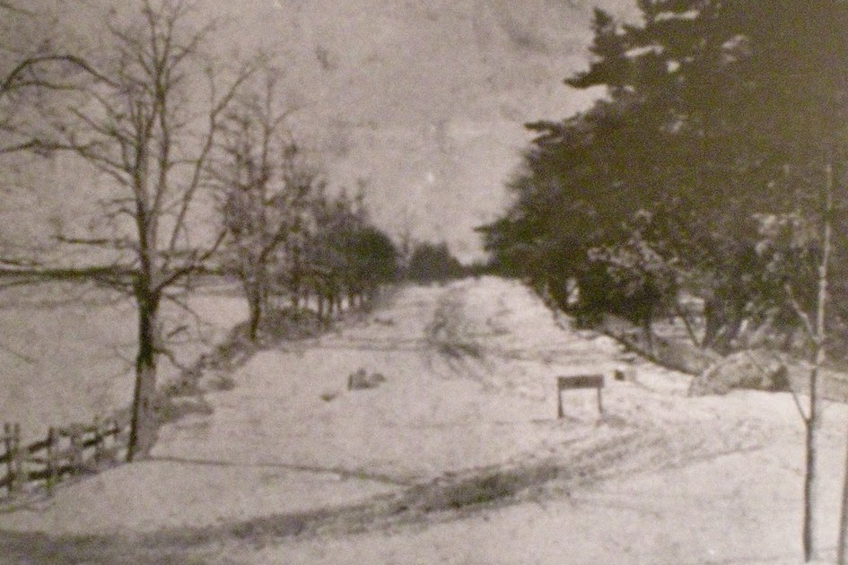 Old Long Island Route 25 / Jericho Turnpike circa 1890